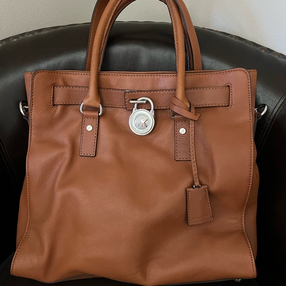 Michael Kors Cocoa Shoulder Bag
